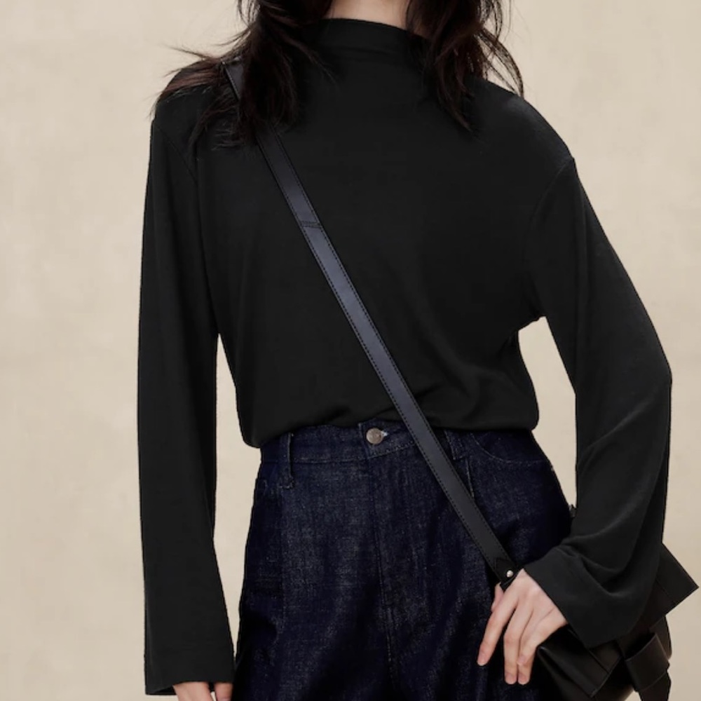 NWT ⋆ Banana Republic | Soft Luxe Boxy Shirt — Black